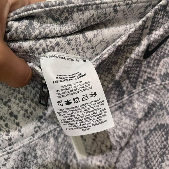 Nike Snakeskin Zip Leggings - Picture 3 of 5